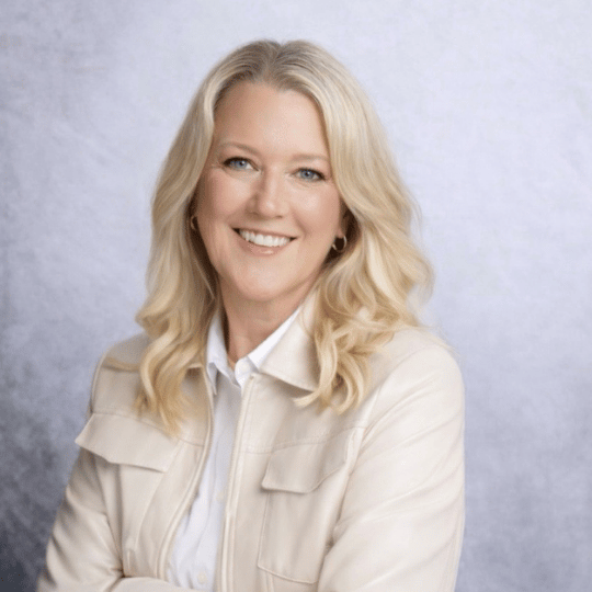 Photo of Lora Helt